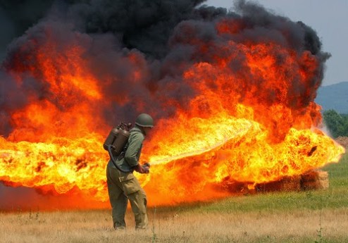 negli-usa-lanciafiamme-di-libera-vendita_1